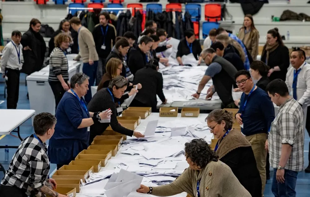 Los groenlandeses votan masivamente en elecciones marcadas por Trump